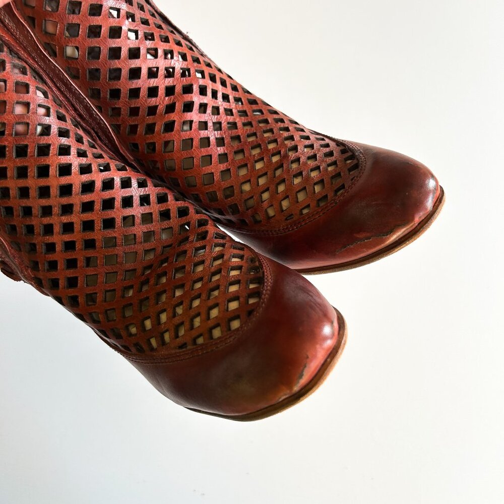 Freebird Lazor Red Leather Cut Out Ankle Booties Western Boots Size 7 with Box - Picture 10 of 10